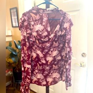NWOT THREE FLOOR FLORAL BLOUSE SIZE 12.  SEE MEASUREMENTS